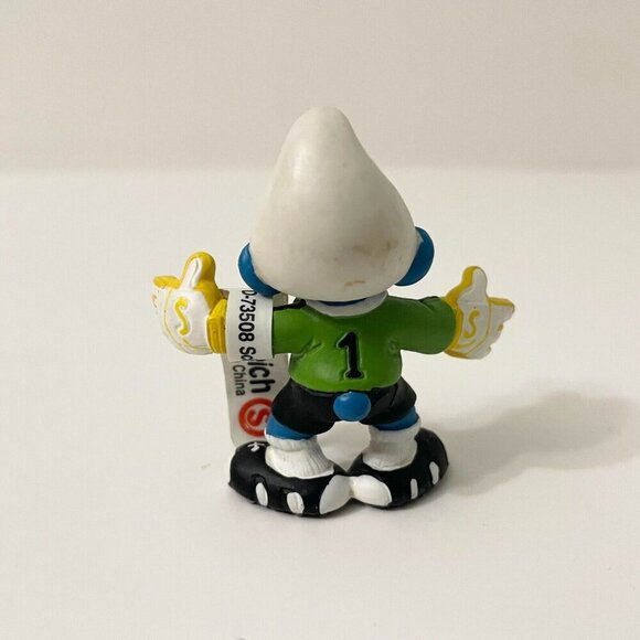 Smurfs Goalkeeper Smurf Soccer Goalie Figure PVC Toy Figurine - Picture 12 of 12